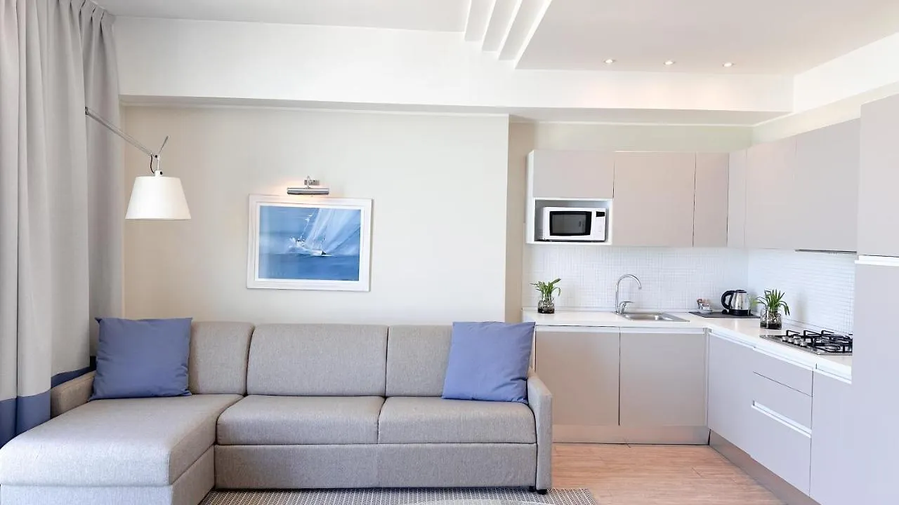 **** Апарт-отель Residence Lungomare - Charming Apartments Риччоне Италия