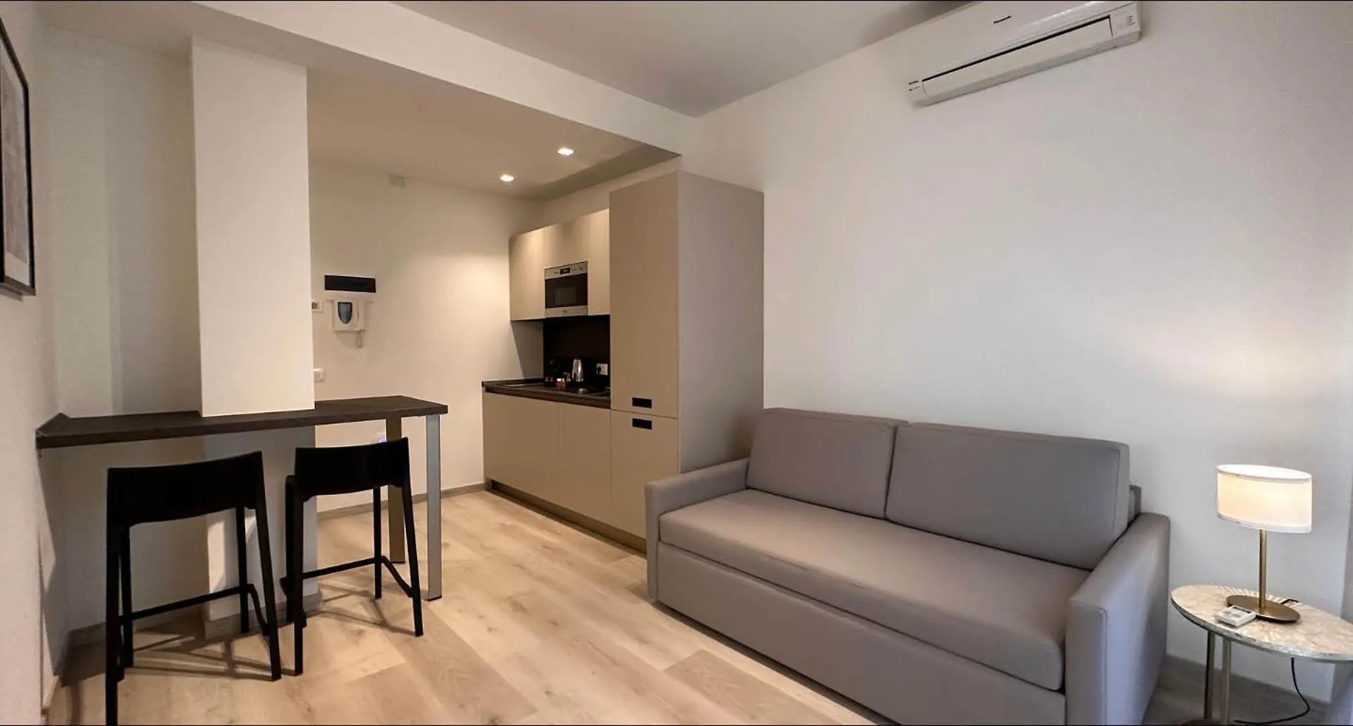 Residence Lungomare Riccione Aparthotel