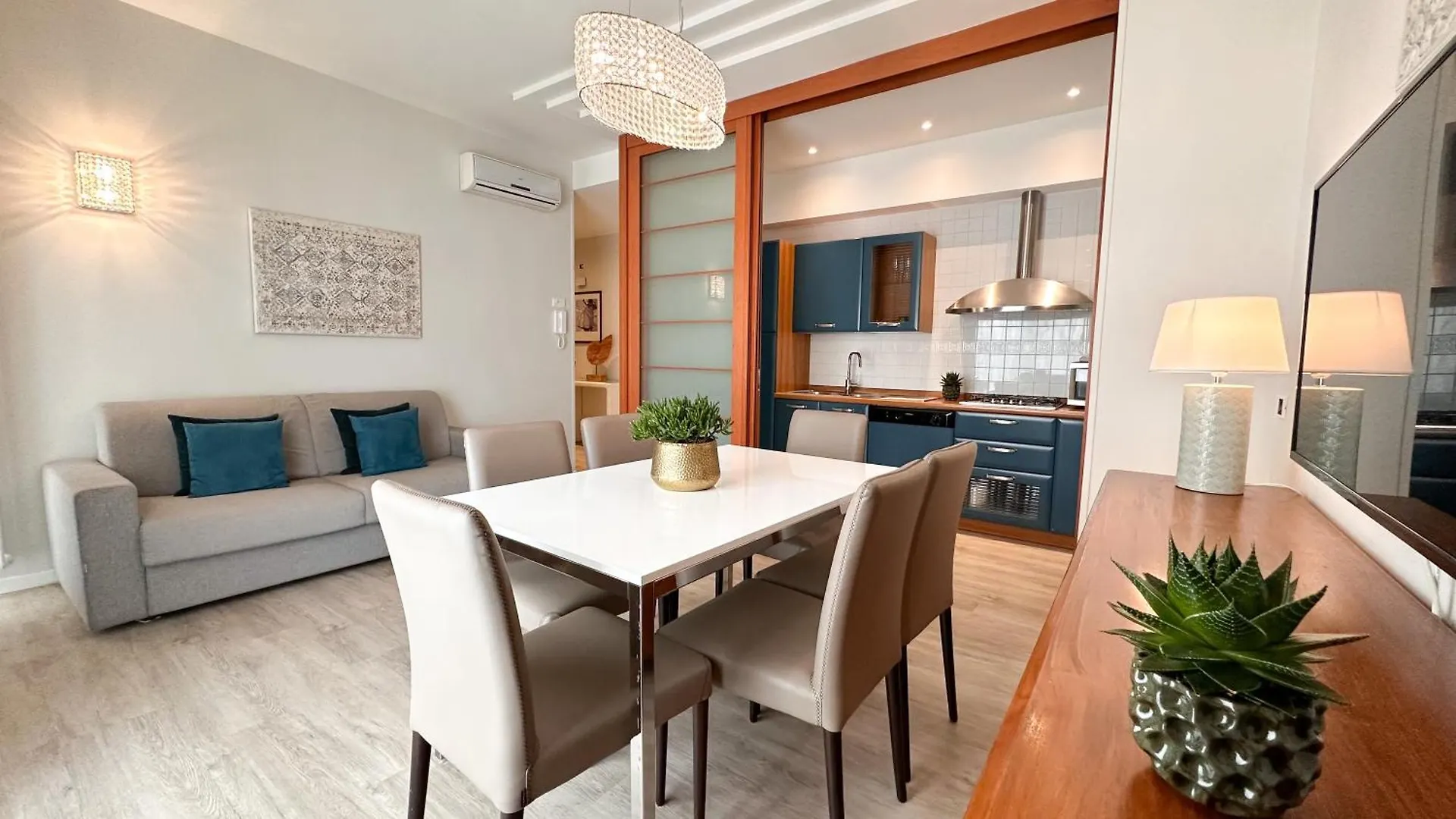 Residence Lungomare Riccione 4*,