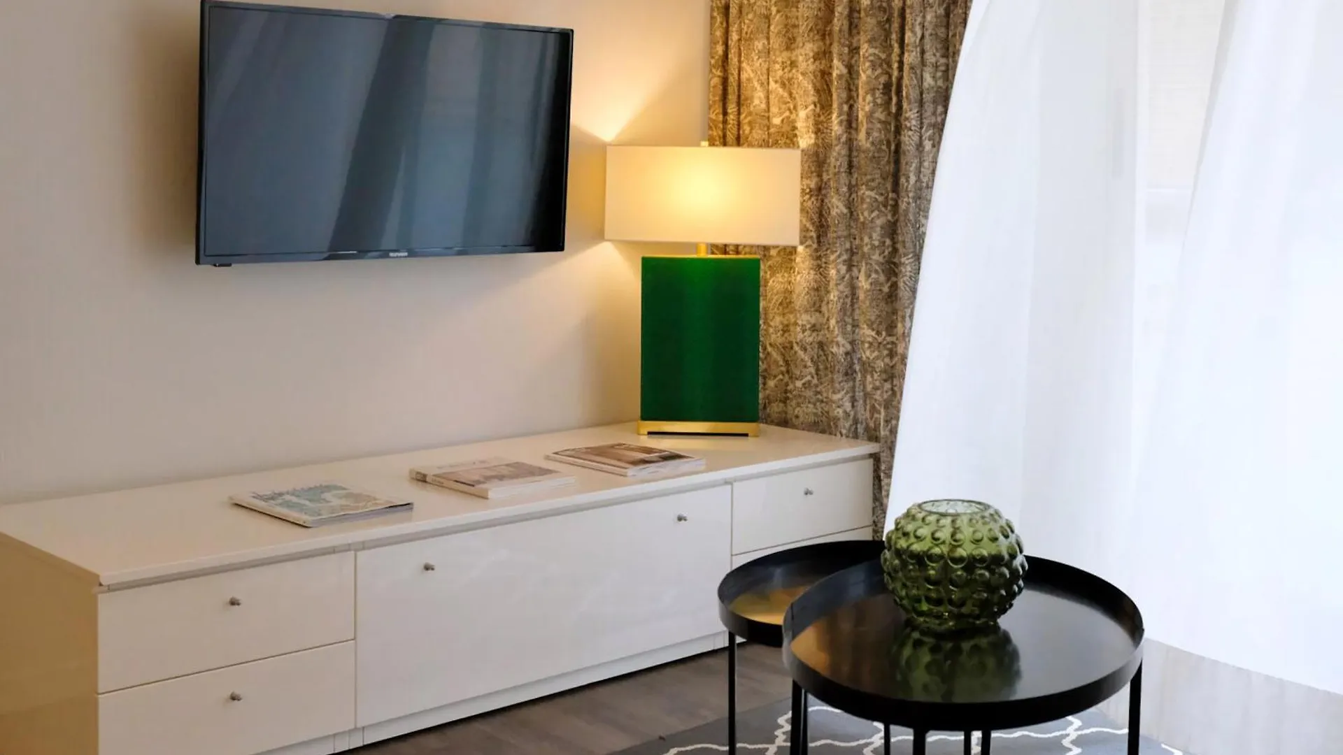 Residence Lungomare Riccione Aparthotel