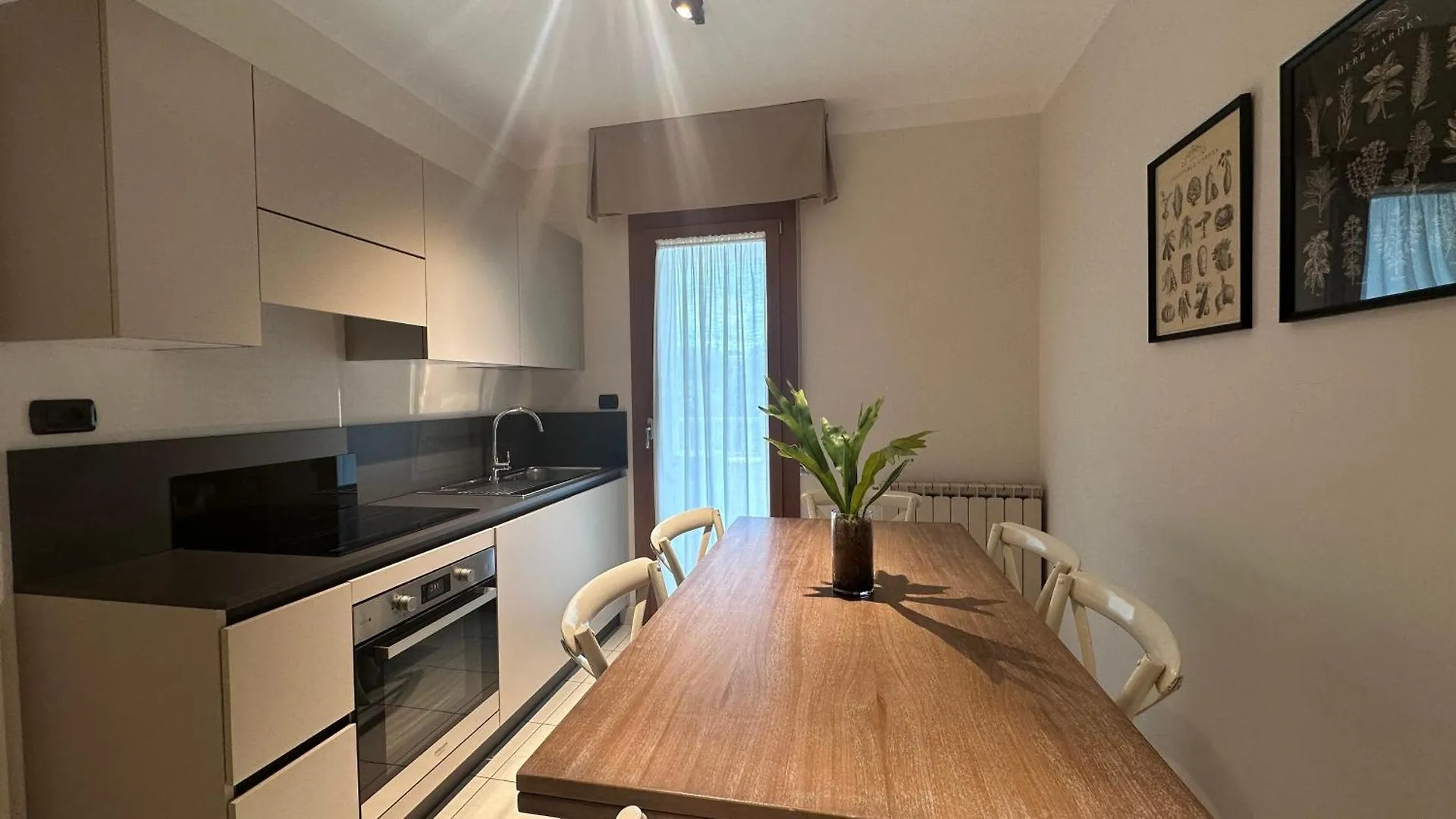 Residence Lungomare Riccione 4*,