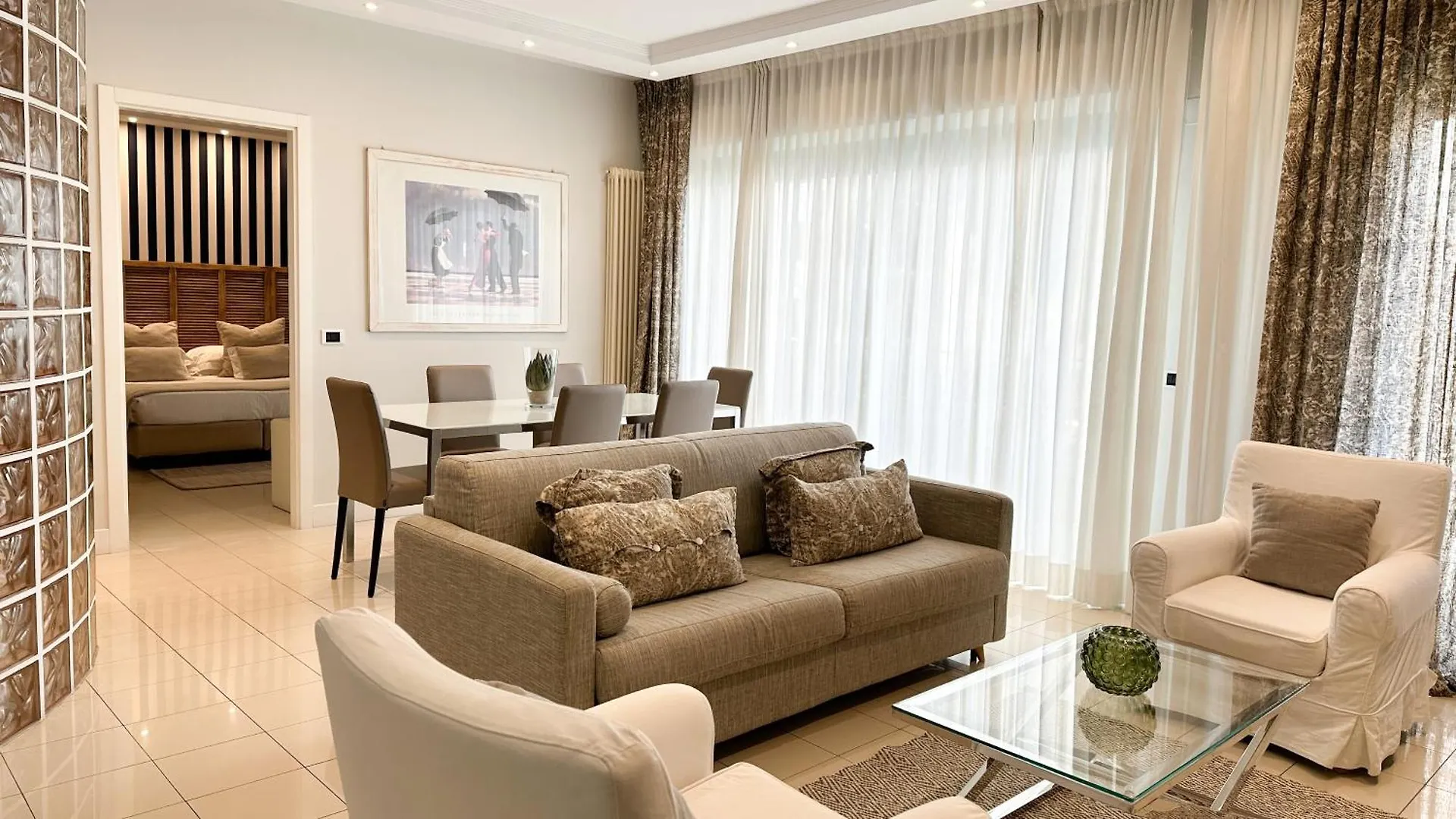 Aparthotel Residence Lungomare Riccione
