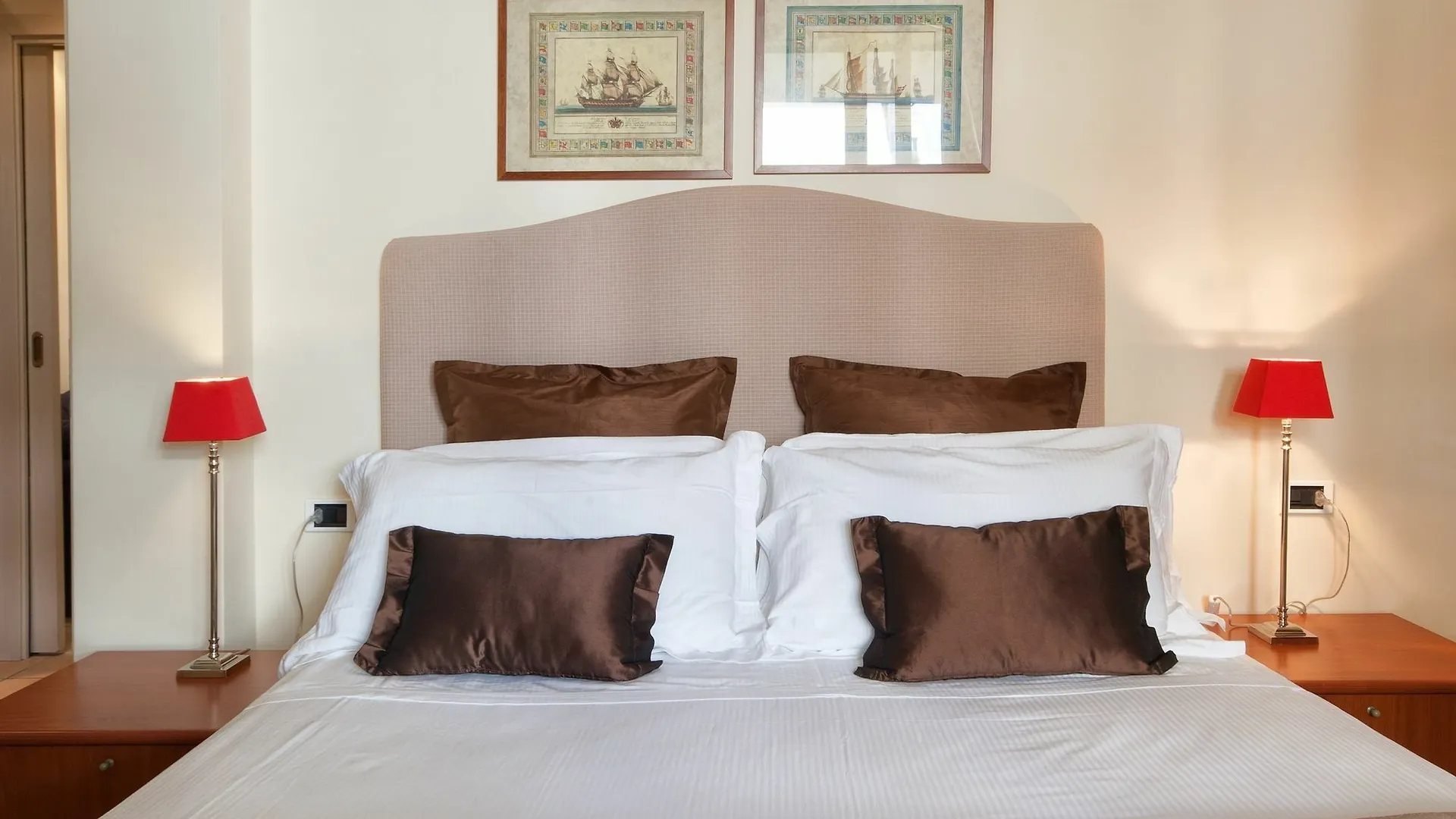 Residence Lungomare Riccione Italia