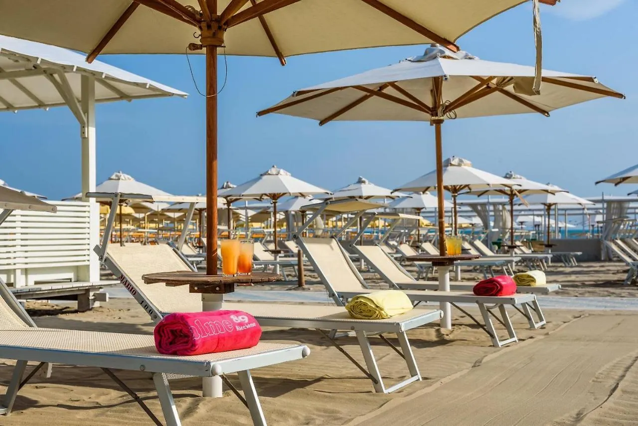 Residence Lungomare Riccione 4*,
